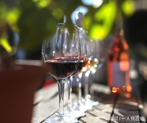 牛360配资 红酒年份并非越久越好