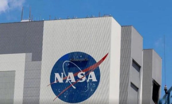 涨8 美航天局：SpaceX研发月球着陆器进度滞后 拟重新开放竞标